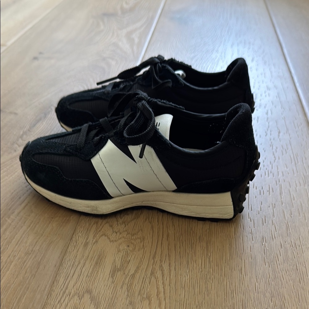 New Balance Classic 327 Black and White Youth Size 12